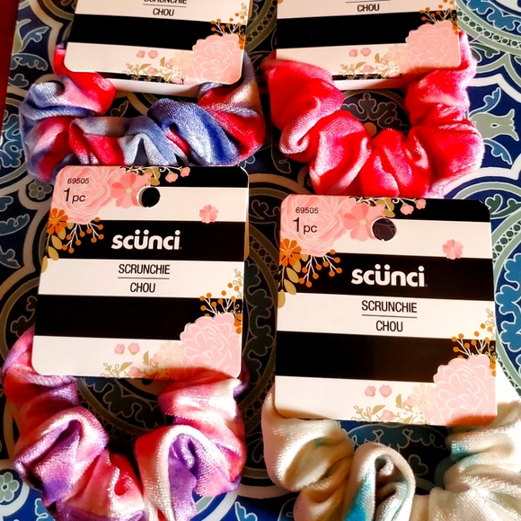 Scrunchies - Picture 1 of 1